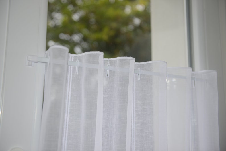 Scheibengardinen Bistrogardine aus Voile in Leinenoptik Stickereipanneau im Farbe Weiß Curtain HILYMI Bild 6