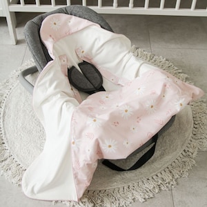 Einschlagdecke | Sommer Decke | Babydecke für Babyschale - Daisy