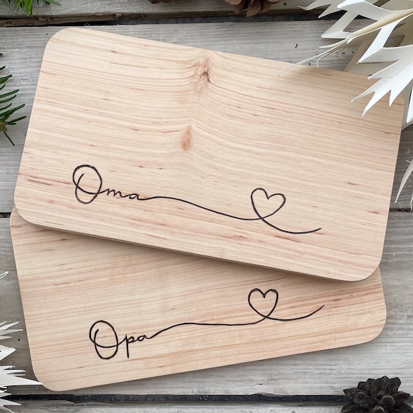 Geschenk für Oma & Opa Frühstücksbrettchen aus Holz, "Oma und Opa", personalisiertes Geschenk