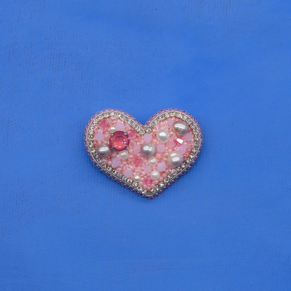 Pink small Heart Beaded brooch Gift for her, woman Jewellery Handmade Original accessories.