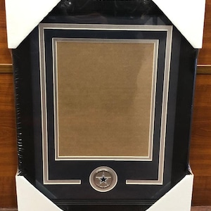 Dallas Cowboys Vertical Medallion Picture Frame