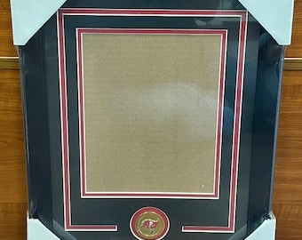 Tampa Bay Buccaneers Vertical Medallion Picture Frame
