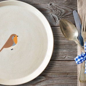 Robin bird, British birds, Ceramic plate with bird, Ceramic plates with robin bird, Bird watching gift, Dinner plate with bird illustration