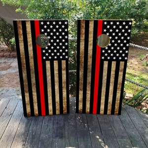 2 envoltórios Cornhole IMPERMEÁVEIS/Par de decalques de bombeiro finos da linha vermelha! / Laminado / Fácil de aplicar / Par de Cornhole Skins / Bandeira dos EUA / EUA