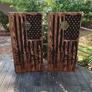 2 envoltórios Cornhole IMPERMEÁVEIS - Bandeira dos EUA em madeira / Defesa doméstica / Laminado / Fácil de aplicar / Par de peles Cornhole / Bandeira dos EUA / Segunda Emenda