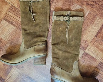 Schätze Marciano Größe 8 Pull-on Reitstiefel braun/braun brünierte Schuhspitze