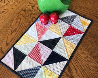 Quilted table topper, red, black & yellow table runner, decorative table topper, vintage style, colorful table centerpiece 20&quot;x12&quot;
