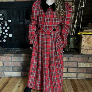 vintage plaid christmas dress 5/6 Years Kids Plaid Dress 1980s