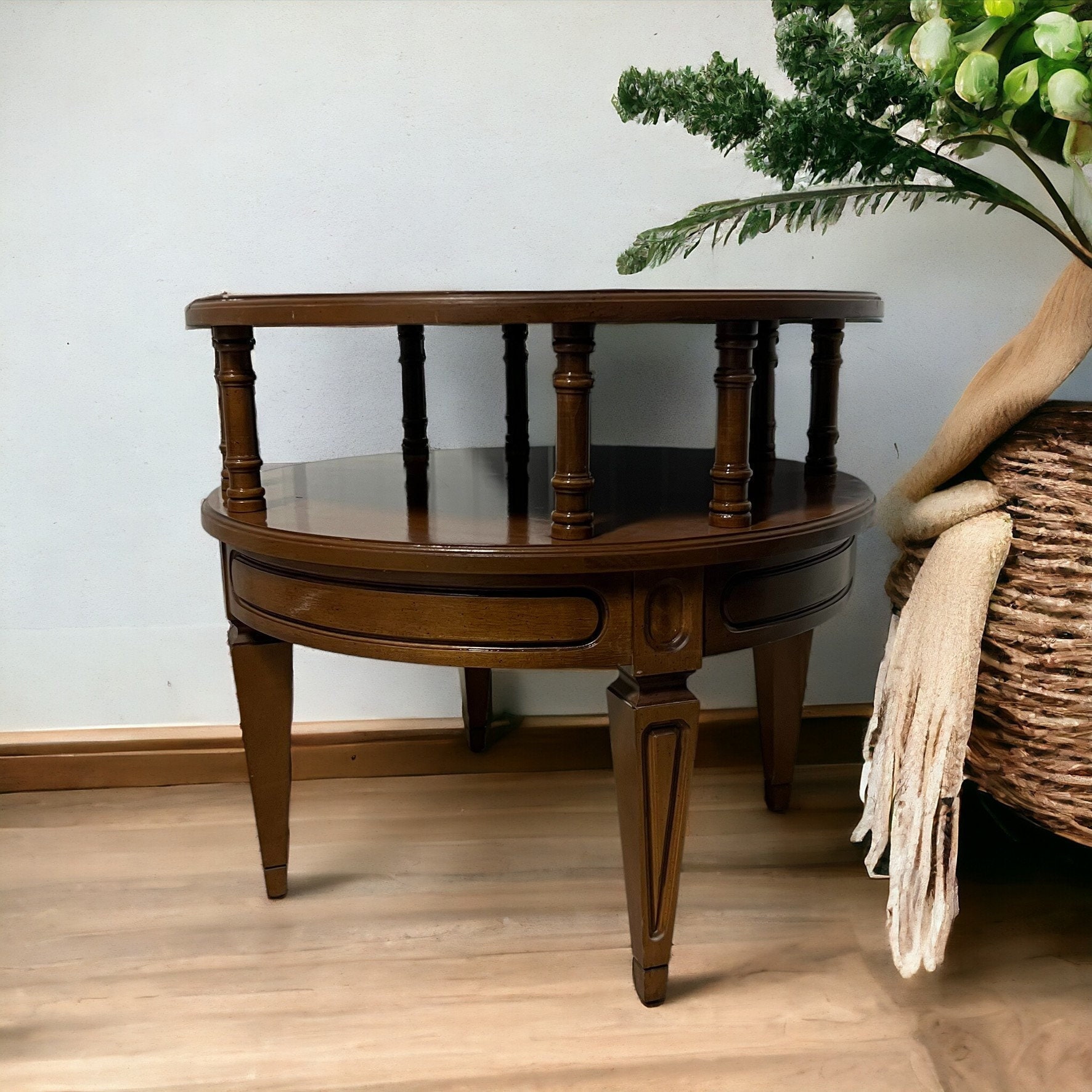 Mersman Tiered Maple End Table Italia LLX 50s Atomic Retro