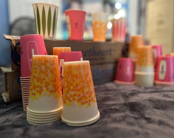 Groovy Vintage NOS Dixie Cups Wax Vending Cups For Theme Parties, Class Reunions, Displays, Scene or Stage Props Orange & Yellow Flowers