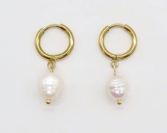 Gold Pearl Earrings, Pearl hoops, Pearl Huggies earrings, Pearl Drop Earrings, Pearl Dangle Earrings, Bridesmaids Earrings