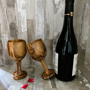 Olive wood Wine goblet set of 2 Gift set | Order now