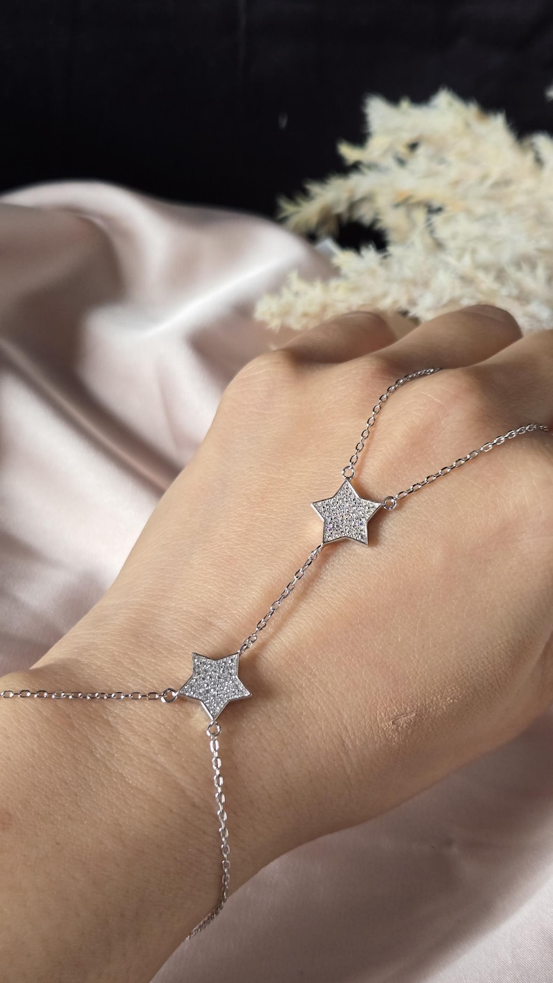 925 Sterling Silver Star Hand Bracelet - Haath Phool