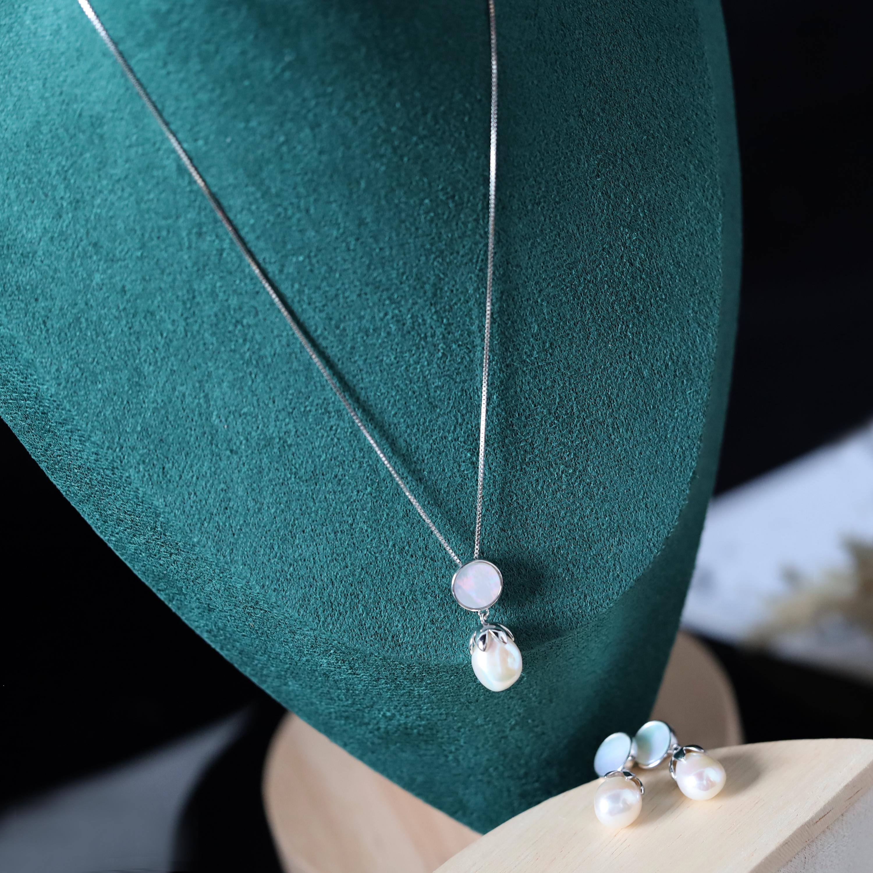★ROSEMONT★ Silver Mother of Pearl Earrings Necklace Set La 4eac22efb2688781593a6e3dc5eb2d