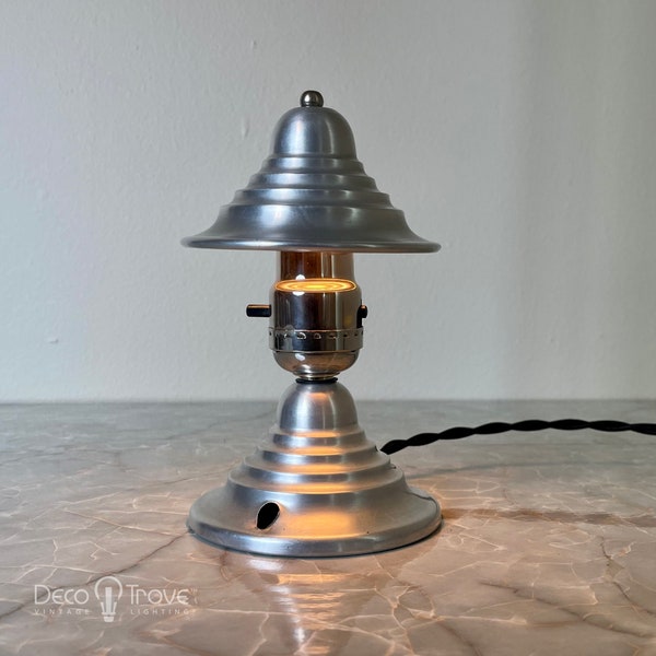 Small Streamline Aluminum Accent Lamp - RESTORED