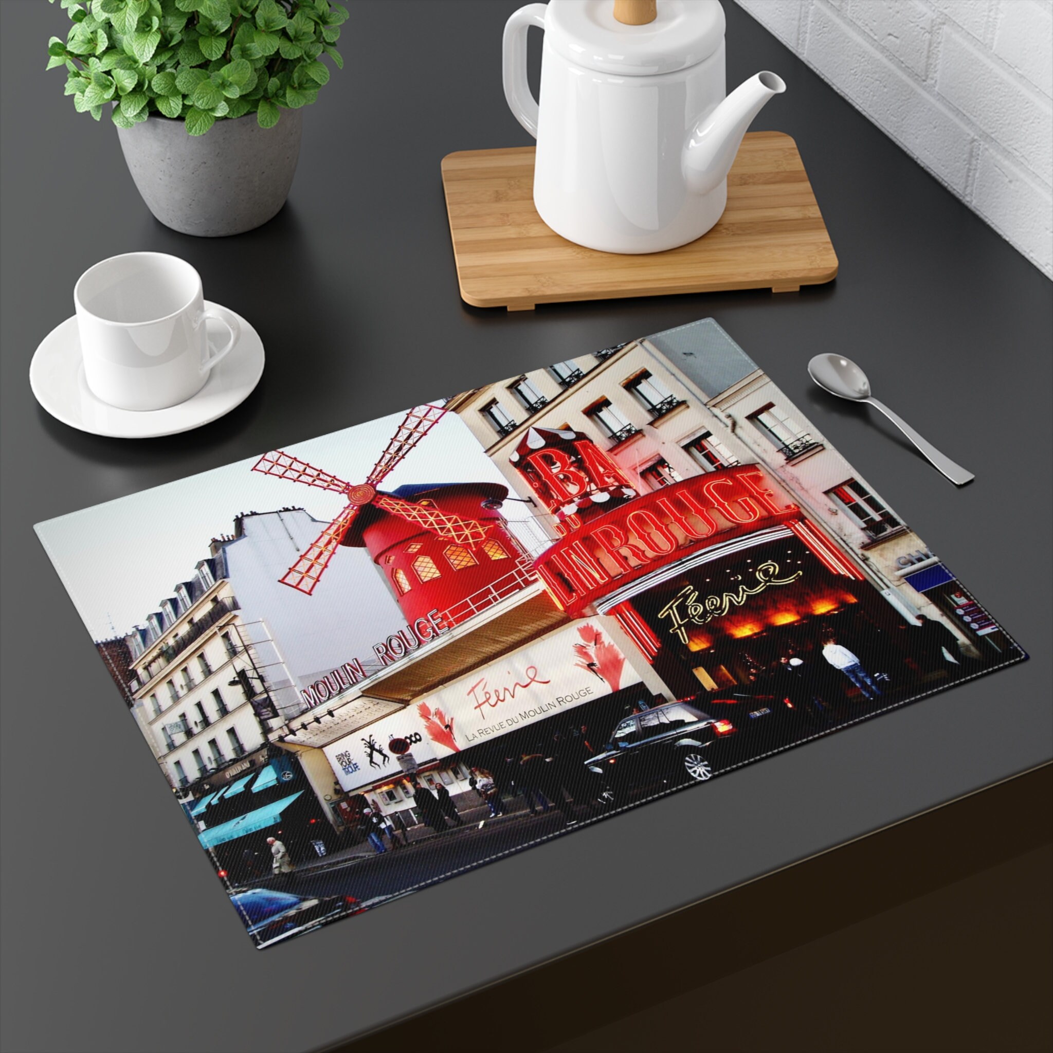 Moulin Rouge Paris France Color Dinner Table Kitchen Placemat 100% Cotton Twill