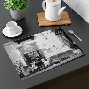 Sorrento Italy Street Scene Black and White Dinner Table Kitchen Placemat 100% Cotton Twill