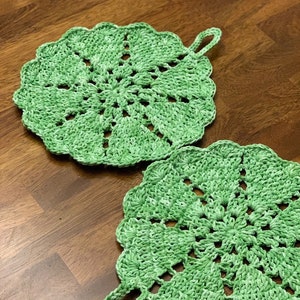 8.5 inch Diameter Pot Holder or Placemat