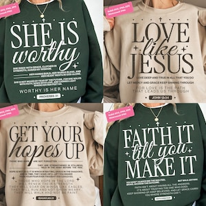 Peut inclure: Quatre sweatshirts avec des citations inspirantes. L'un est vert foncé avec "She is Worthy" en blanc. Un autre est beige avec "Love Like Jesus". Le troisième est beige avec "Get Your Hopes Up". Le dernier est vert foncé avec "Faith It Till You Make It".