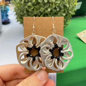 Recycled Metal Flower Earrings, Recycled Aluminum Earrings, Soda Earrings, Soda Can Earrings, Soda Tab Earrings, Pop Tab Earrings