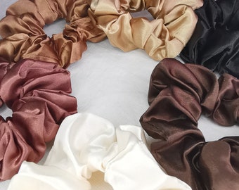 Brown Beige Altrot Caramel Creme Schwarz Scrunchie Haargummi  | Samtig Seidiges Scrunchy | Silky Light Soft Accessoire