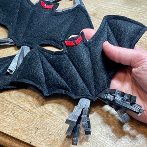 Deluxe Catnip Crinkle Bat