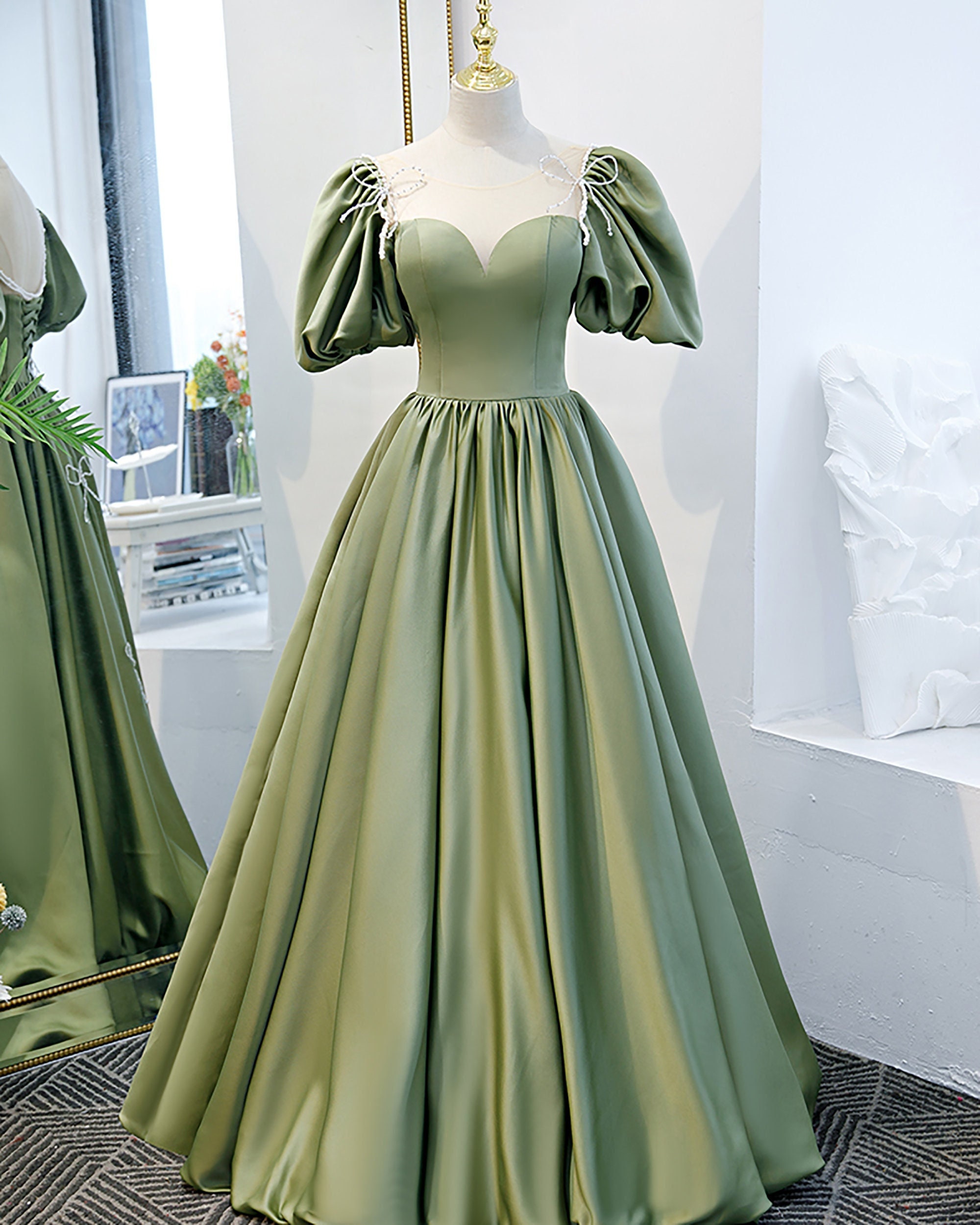 Vintage Green Prom Dress Puff Sleeves 