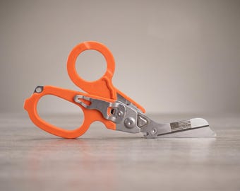 Trauma Shears Engraved | Personalized EMS Paramedic Tool