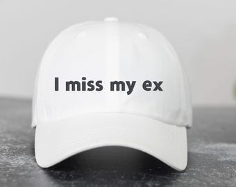 Gorro bordado "Extraño a mi ex", gorro divertido para divorciados, gorro ajustable de algodón, regalo para ella, gorro moderno para divorciados