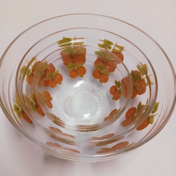 Vintage Apple Design Glass Nesting Bowls Set of 3