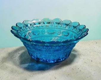 Bol à motif dentelle et goutte de rosée Kemple Wheaton des années 40 6,25 pouces de large