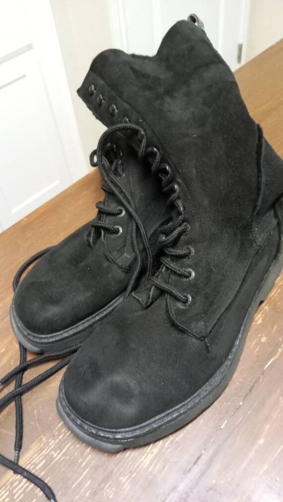 DKNY Boots size 8 - image 2