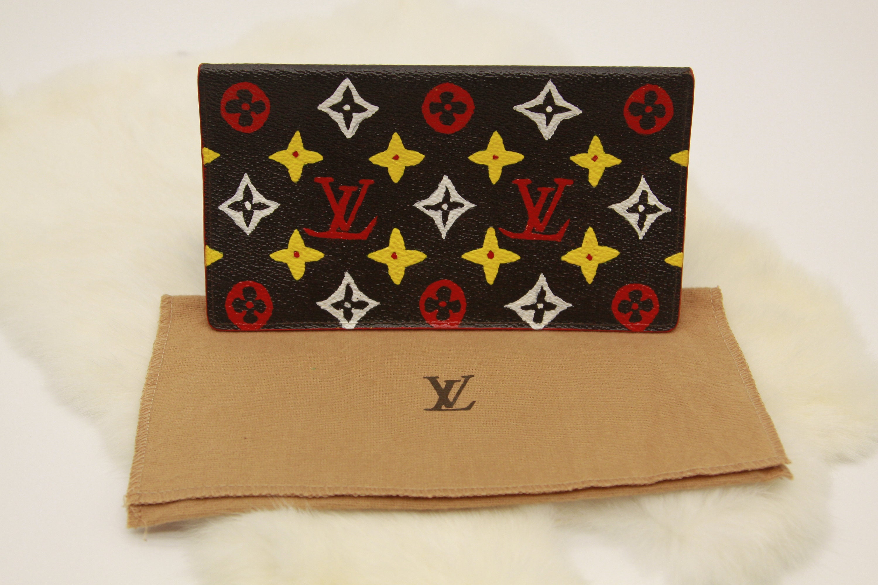 Vintage toilettas bedekt met LV monogram van Louis Vuitton, Frankrijk