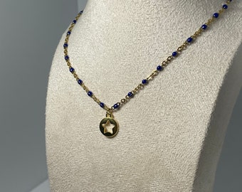 collier avec pendentif chaîne doré