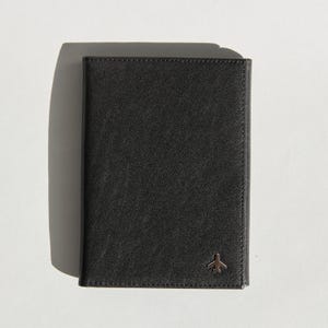 Vegetable Tanned V1 Pilot Document Holder