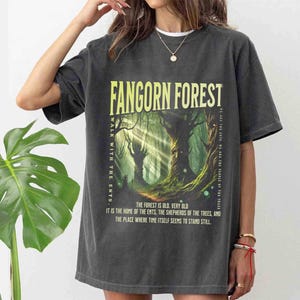 Fangorn Forest Shirt, Bookish Comfort Colors T-Shirt, National Parks Tshirt, Aesthetic Reader Gift, Book Nerd Gift, Movie Parody T Shirt bild 2