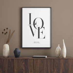 Love Poster mit Namen Liebe Poster, Neuheit, Personalisiertes Poster Personalisiertes Poster Größe: Digitaler Download, 13x18cm, 21x30cm, 30x40cm, 40x50cm, 50x70cm, 61x91cm Farbe: White Smoke, White, Polish Grey, Stone Beige, Pale Rose, Fog Green famprints