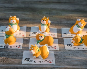 Jolie figurine japonaise de chien Shiba Inu. Décoration de bureau Shiba, Cadeau Shiba Inu, Figurine Shiba, Décoration de bureau à domicile, Statue Shiba Inu