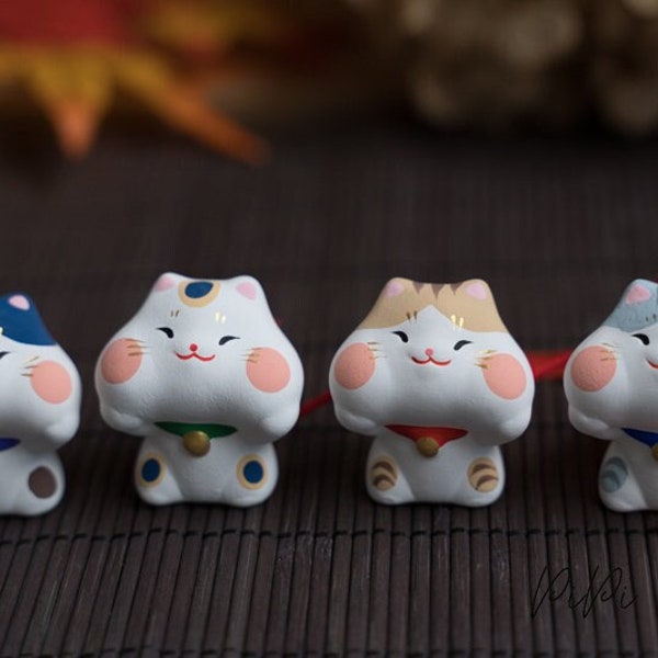 Japanese Cute Kitten Figurine, Cat Miniatures, Desk Ornament, Car Ornament, Room Home And Office Decor