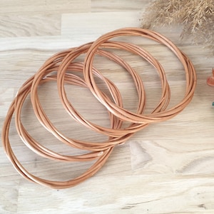 Set mit 5 Weidenkreisen – Weidenkranzsockel – Natürliche Kranzsockel
