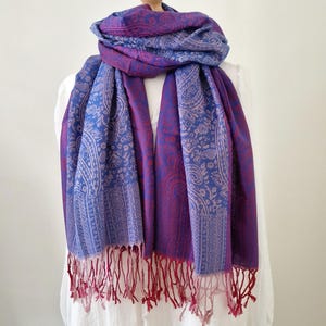 Purple and Blue Gradient Paisley Thai Pashmina Shawl – Unisex Statement Wrap for Spring & Autumn