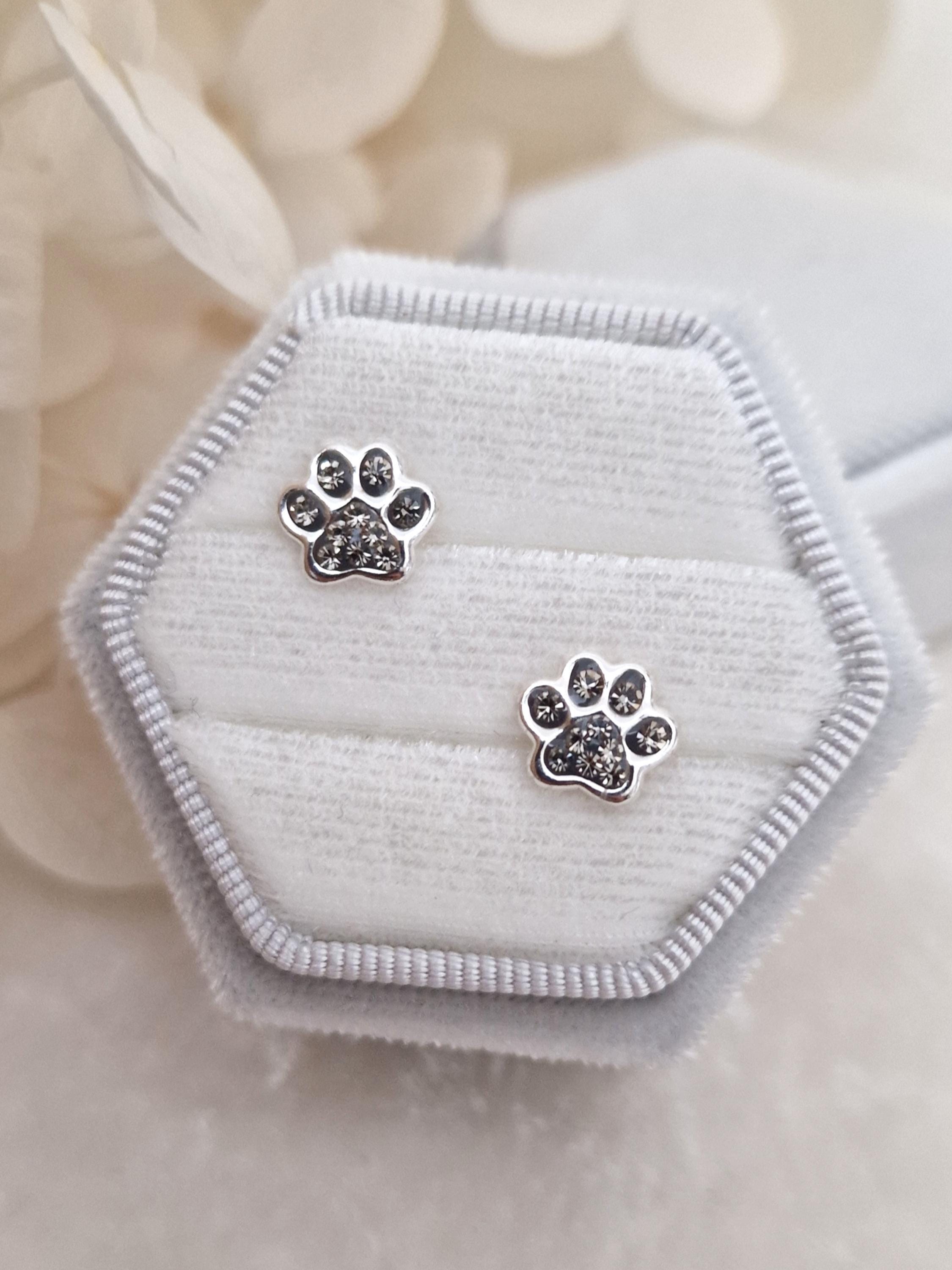 Orecchini a bottone a forma di Doberman placcato in oro 14K con zirconi cubici a forma di goccia, orecchini a bottone con parte posteriore piatta in argento Sterling 925, orecchini a bottone