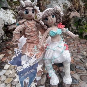 Amigurumi-mönster med pansarfe-centaur