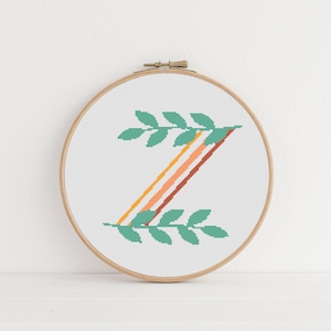 Letra Z de estilo bohemio para bordado en punto de cruz, descarga instantánea en PDF, gráfico de puntadas moderno, monograma floral, arte para colgar en la pared, decoración estética de la habitación, regalo para mamá