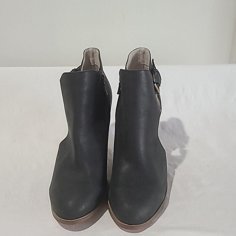 WALNUT Melbourne Boots Size 8 NWT Etsy
