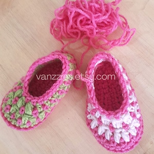 Crochet baby pattern, baby bootie, baby slipper, baby shoe, crochet patterns , pdf pattern, baby booties, baby gift, baby girl gift