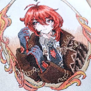 Patrón de punto de cruz Diluc: Retrato de anime, Genshin Fantasy (Descarga en PDF) imagen 5