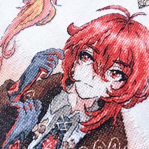 Patrón de punto de cruz Diluc: Retrato de anime, Genshin Fantasy (Descarga en PDF) imagen 3