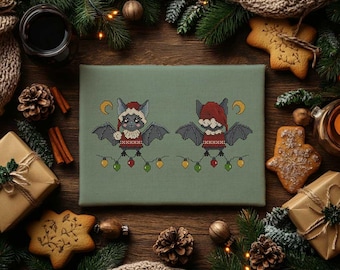 Patrón de punto de cruz de murciélago con guirnalda y gorro de Papá Noel en PDF / Bordado navideño espeluznante / Arte navideño gótico / Descarga instantánea