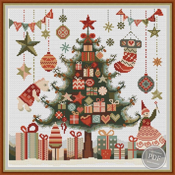 クロスステッチのクリスマスツリー クリスマスツリーのクロスステッチパターン：ホリデープレゼントの刺繍